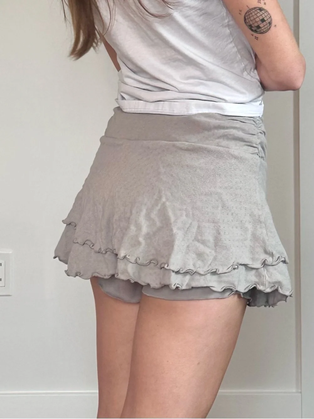 Light Gray Ruffled Mini Skirt - Picture 4 of 6